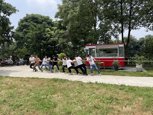 �����l(f��)չ��˾���ж��^�M(j��n)�����h������������l(f��)չ��˾�_չ����(hu��)���(d��ng)